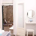 Alisachni Ground Floor Apraos