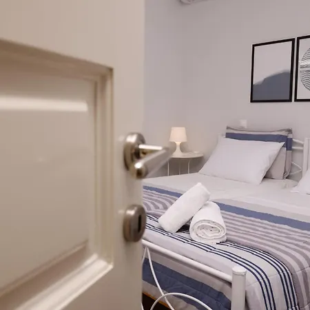 Apartament Alisachni Ground Floor *