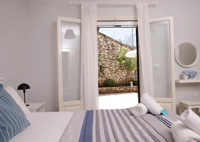 Alisachni Ground Floor Apartament Apraos