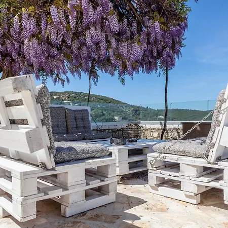 Alisachni アパート