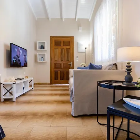 アパート Alisachni Apraos