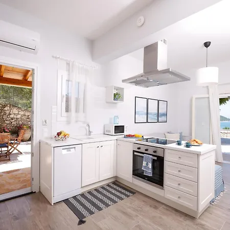 Appartamento Alisachni Ground Floor *